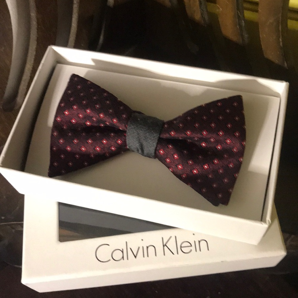 Calvin Klein Bow tie